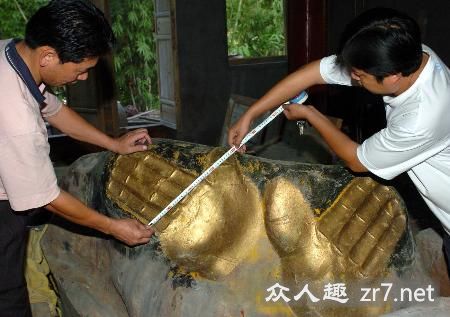 ÔÆÄϾ°¹È·¢ÏÖ26´¦¾ÞÐÍÊÖ½ÅÓ¡ÓÐÉÏǧÄêÀúÊ·(ͼ)